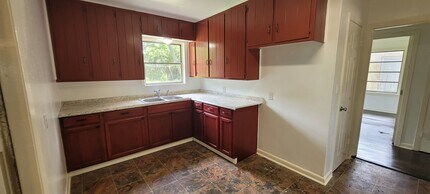 5811 Westdale St in Houston, TX - Building Photo - Building Photo