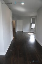 3420 N Seminary Ave, Unit 2F in Chicago, IL - Building Photo