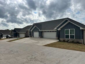 Aria Village in Whitehouse, TX - Foto de edificio - Interior Photo