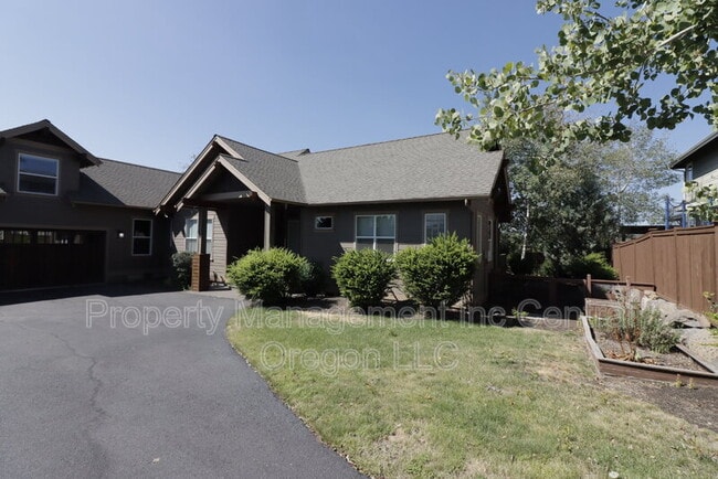 property at 19411 W Campbell Rd