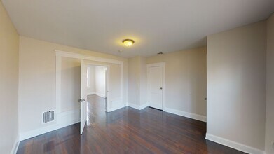 15-17 Osborn Ave in New Haven, CT - Building Photo - Building Photo