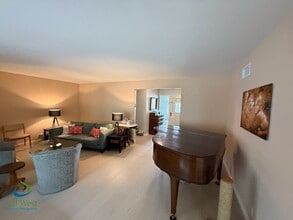 1569 Vireo Ave in Sunnyvale, CA - Building Photo - Building Photo