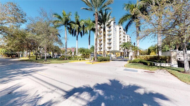 9021 SW 94th St in Miami, FL - Building Photo - Building Photo