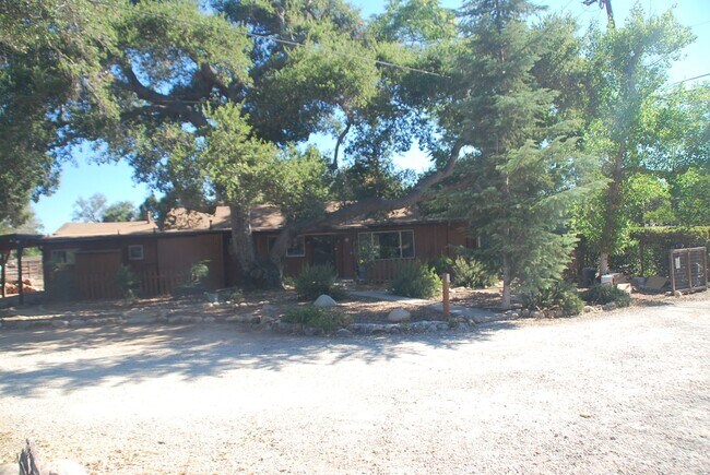 308 Burnham Rd in Oak View, CA - Building Photo - Building Photo