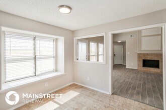 1429 Homestead Ln in Carrollton, TX - Building Photo - Building Photo