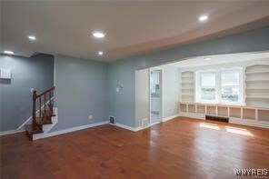 55 Cleveland Dr in Cheektowaga, NY - Building Photo