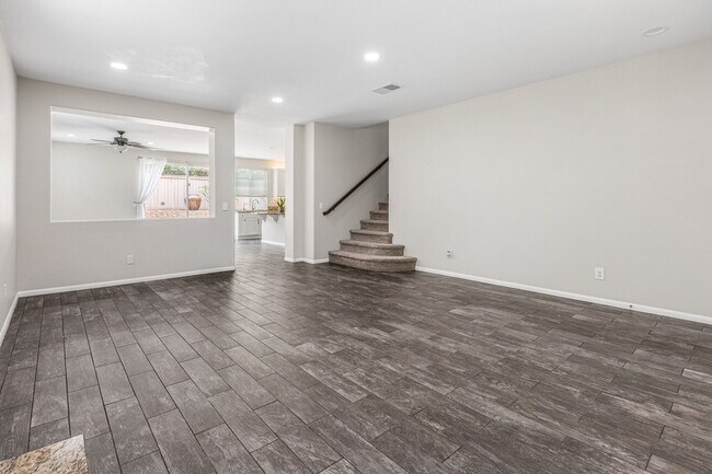 1553 Yanonali Ave in Chula Vista, CA - Building Photo - Building Photo