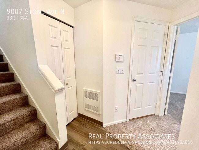 9007 Stone Ave N in Seattle, WA - Building Photo - Building Photo