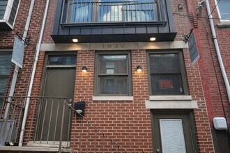 1829 N Bouvier St, Unit B in Philadelphia, PA - Building Photo - Building Photo