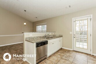 1345 Kent Manor, Unit Entire Unit in Stockbridge, GA - Building Photo - Building Photo