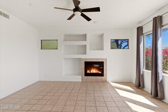 9331 E Mark Ln in Scottsdale, AZ - Building Photo - Building Photo