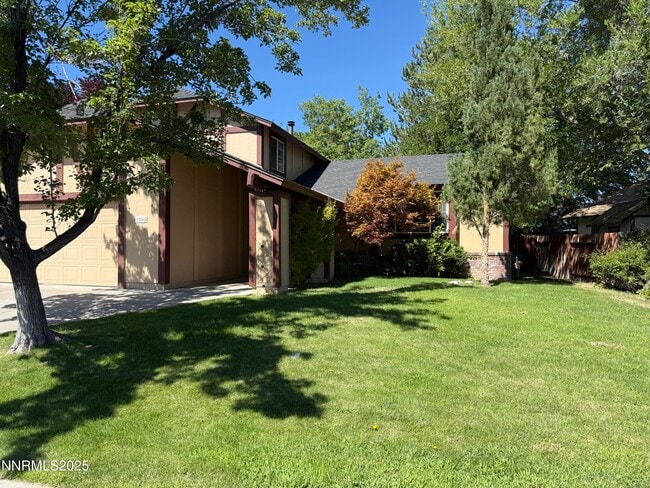 property at 1965 Woodtrail Dr
