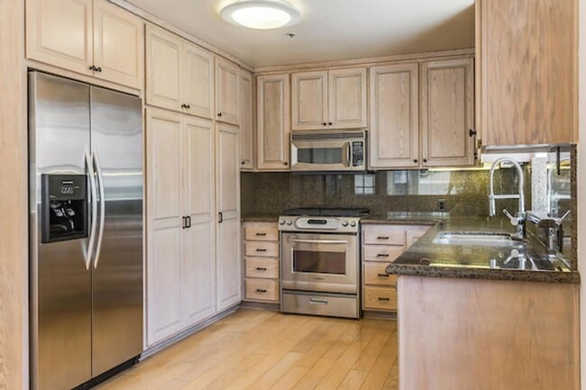 1524 Steinhart Ave in Redondo Beach, CA - Building Photo - Building Photo