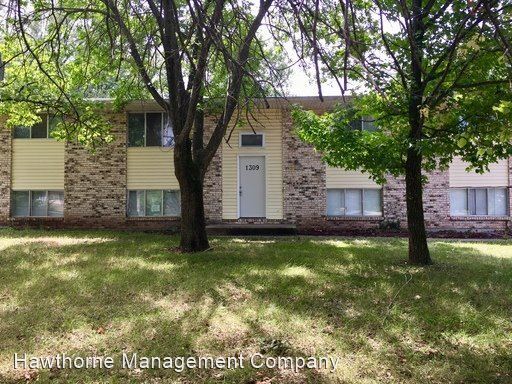 1309 N Golf Blvd in Columbia, MO - Building Photo