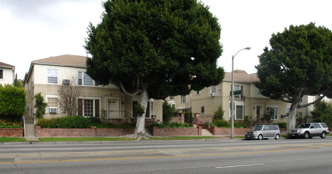 9709 W Olympic Blvd in Beverly Hills, CA - Building Photo - Building Photo