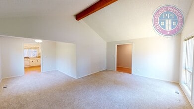 21216 SW 90th Ave in Tualatin, OR - Building Photo - Building Photo
