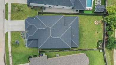340 Cavil Barrier Ln in La Porte, TX - Building Photo - Building Photo