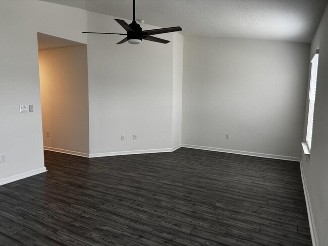 146 Old Canoe Ln in Freeport, FL - Building Photo - Building Photo