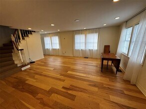 1112 Kings Hwy in Dallas, TX - Building Photo - Building Photo