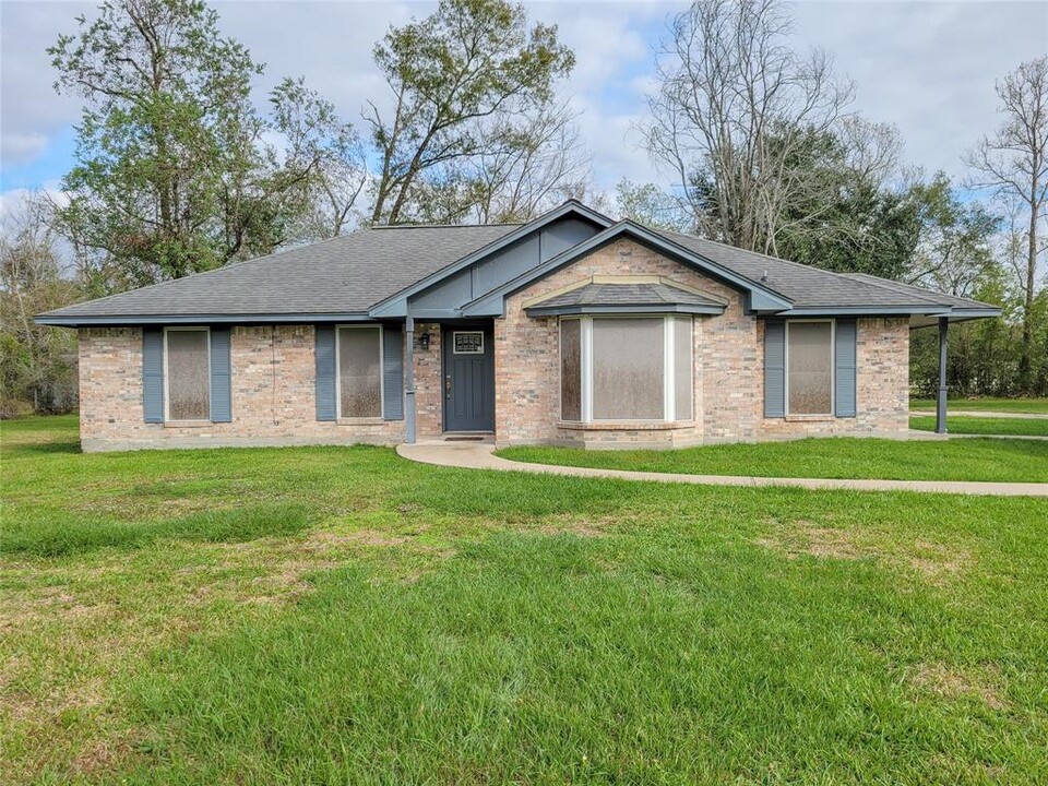 1211 Diablo Dr in Crosby, TX - Building Photo