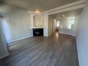 1479 Huckleberry Cir in Issaquah, WA - Building Photo - Building Photo