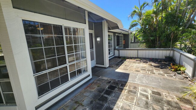 99-328 Mananai Pl in Honolulu, HI - Building Photo - Building Photo