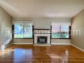 1160 Via Camellia in San Marcos, CA - Building Photo - Building Photo