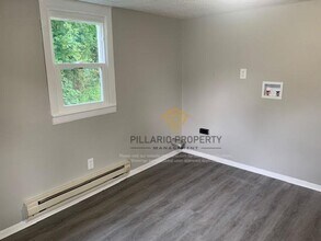 1012-1014 S Worth Ave in Indianapolis, IN - Building Photo - Building Photo