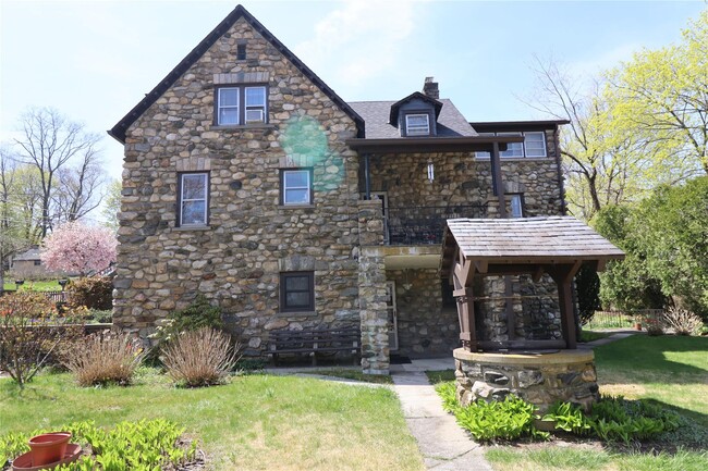 property at 215 Overland Rd
