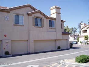 2992 N Miller Rd in Scottsdale, AZ - Building Photo - Building Photo