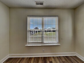 1117 Mantle Way in Murfreesboro, TN - Foto de edificio - Building Photo