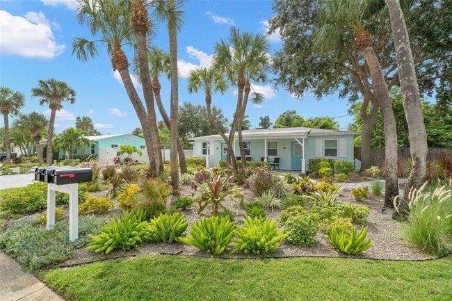 6502 Gulf Winds Dr in St Pete Beach, FL - Building Photo - Building Photo