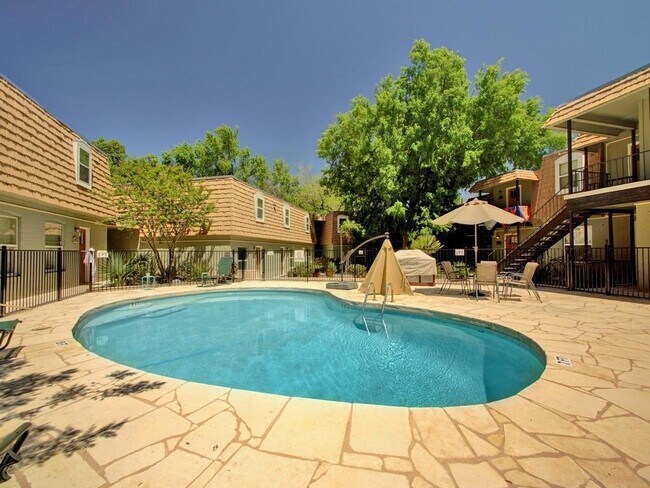 property at 1500 East Side Dr