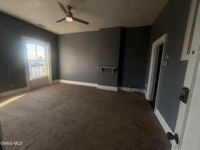 17 Ash Grove Pl in Albany, NY - Building Photo - Building Photo