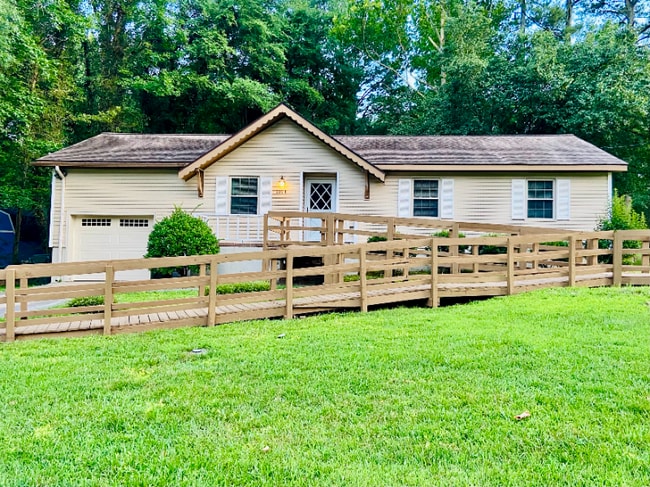 property at 1101 Cranston Rd