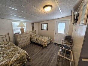 6623 Arizona St in Bradenton, FL - Building Photo - Building Photo