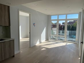 14617 Northern Blvd, Unit 2A in Flushing, NY - Building Photo - Building Photo
