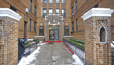 135 Avenue P in Brooklyn, NY - Foto de edificio - Building Photo