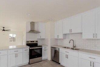 14050 N 47th Ave in Glendale, AZ - Building Photo - Building Photo
