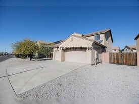 30268 W Sheila Ln in Buckeye, AZ - Building Photo