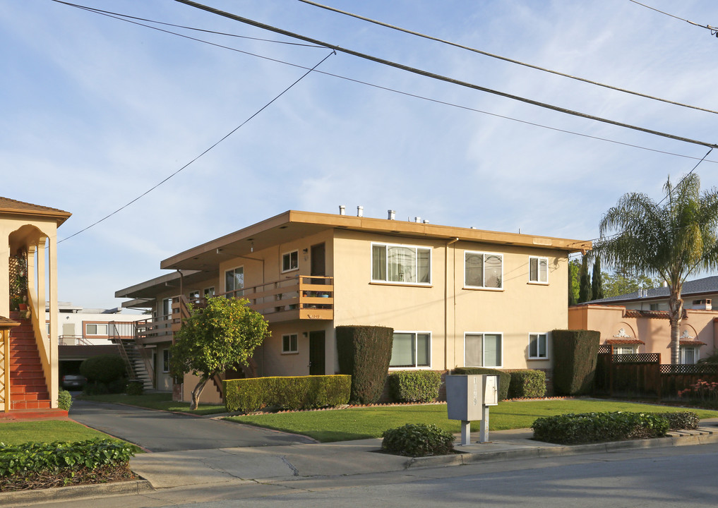 1049-1075 Villa Ave in San Jose, CA - Building Photo