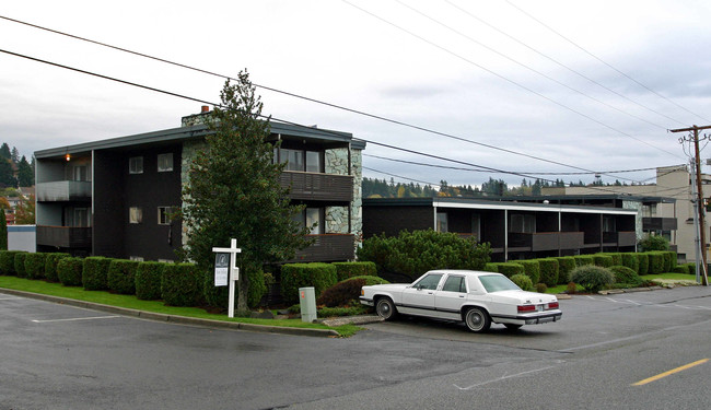 The Marina Condominium in Des Moines, WA - Building Photo - Building Photo