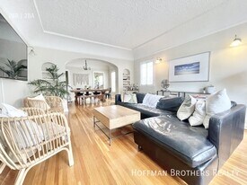 606 N Spaulding Ave in Los Angeles, CA - Building Photo