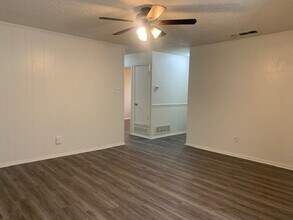 2812 Eddie Pl in Fort Worth, TX - Building Photo - Building Photo