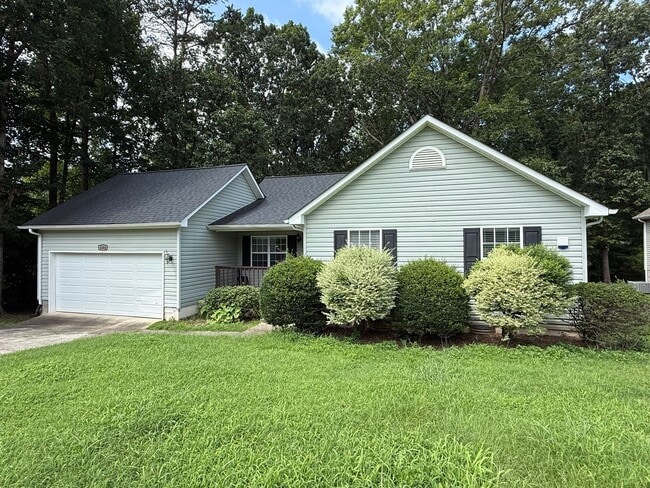 1460 28th St SW in Hickory, NC - Building Photo - Building Photo