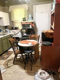 1423 Poplar Grove St photo'