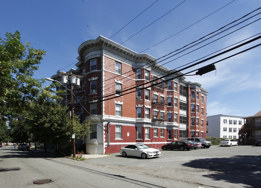 Vinecroft in Lynn, MA - Foto de edificio