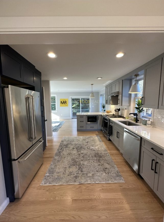 property at 19 Rosegate Rd