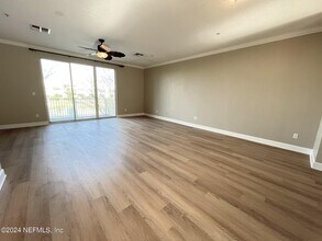 4462 Ellipse Dr in Jacksonville, FL - Building Photo - Building Photo