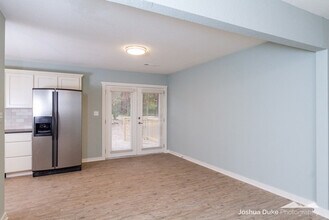 935 S Wood Ave in Fayetteville, AR - Building Photo - Building Photo